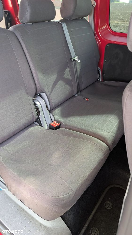 Volkswagen Caddy - 4