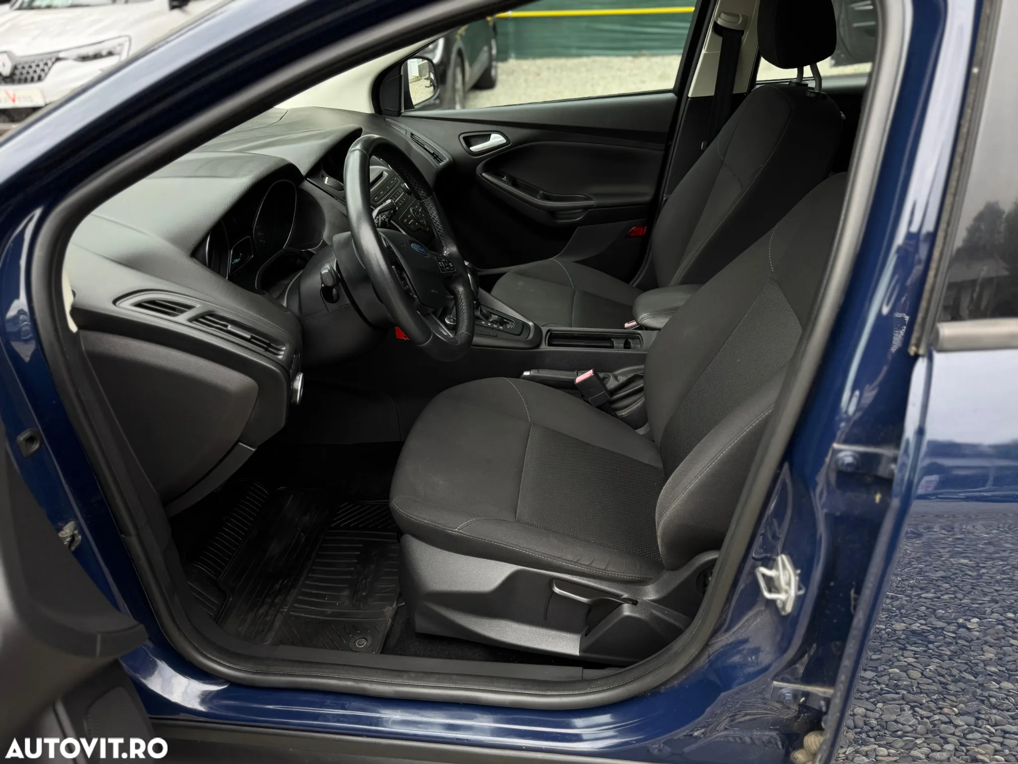 Ford Focus 1.6 Ti-VCT Powershift Trend - 7