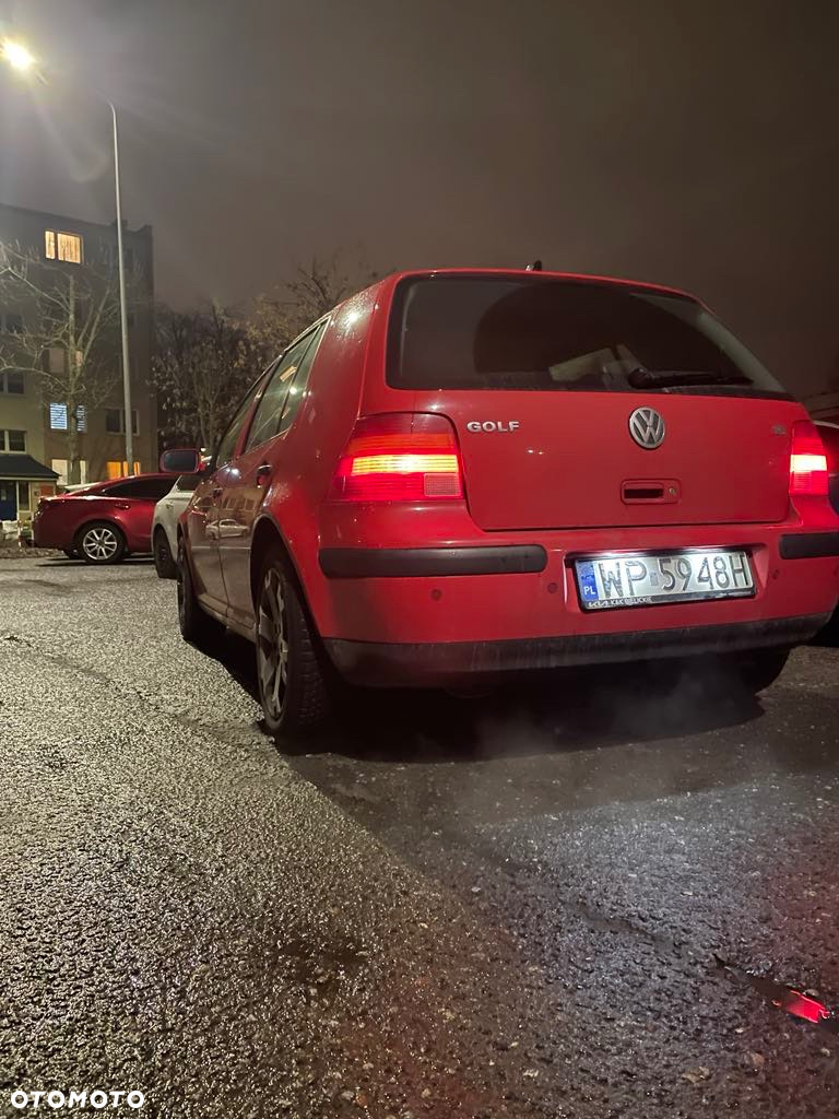 Volkswagen Golf - 3