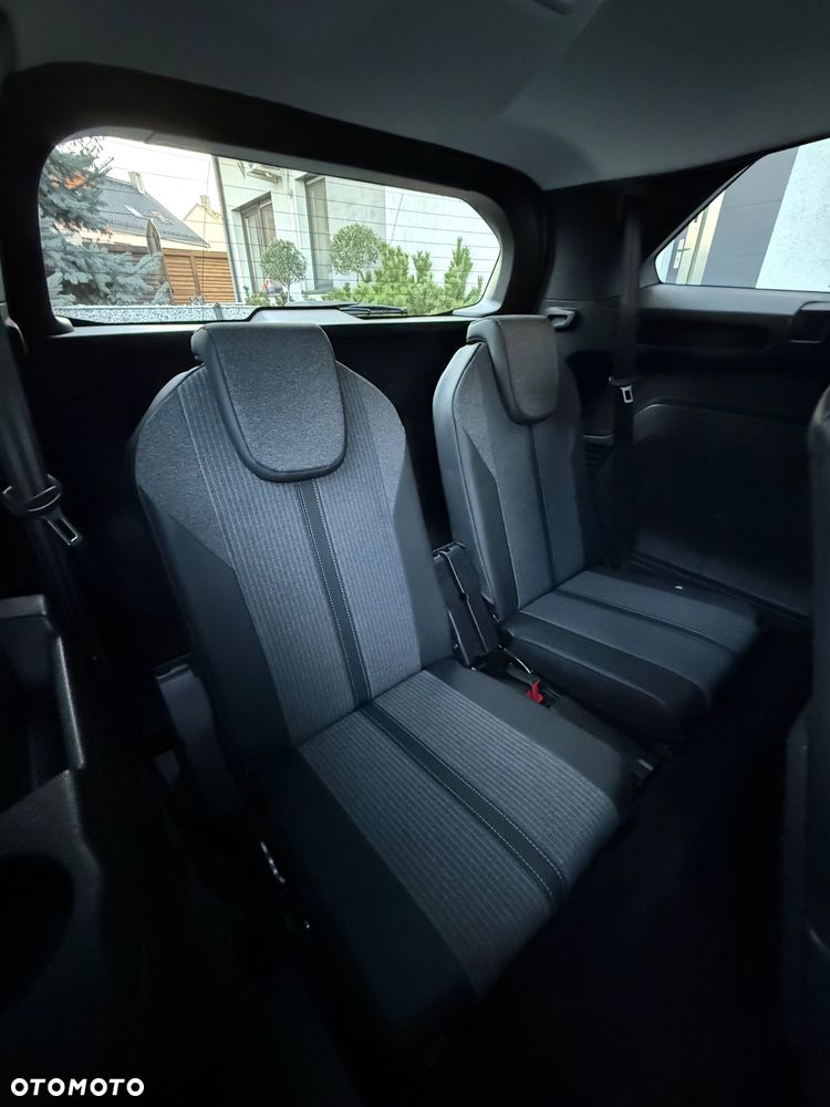 Peugeot 5008 - 26
