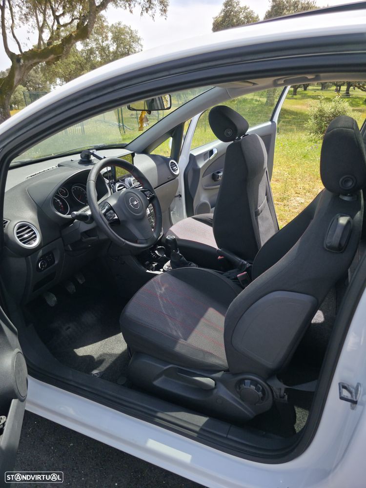 Opel Corsa 1.2 Street Edition 129g - 6