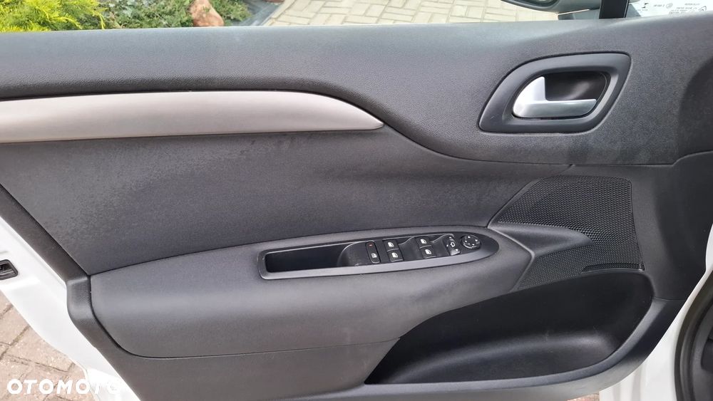 Citroën C4 1.6 VTi Equilibre - 14