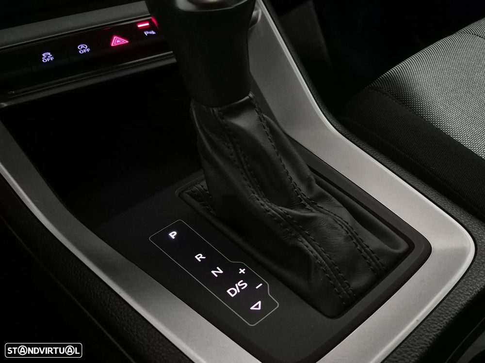 Audi Q3 40 TDI quattro S tronic - 28