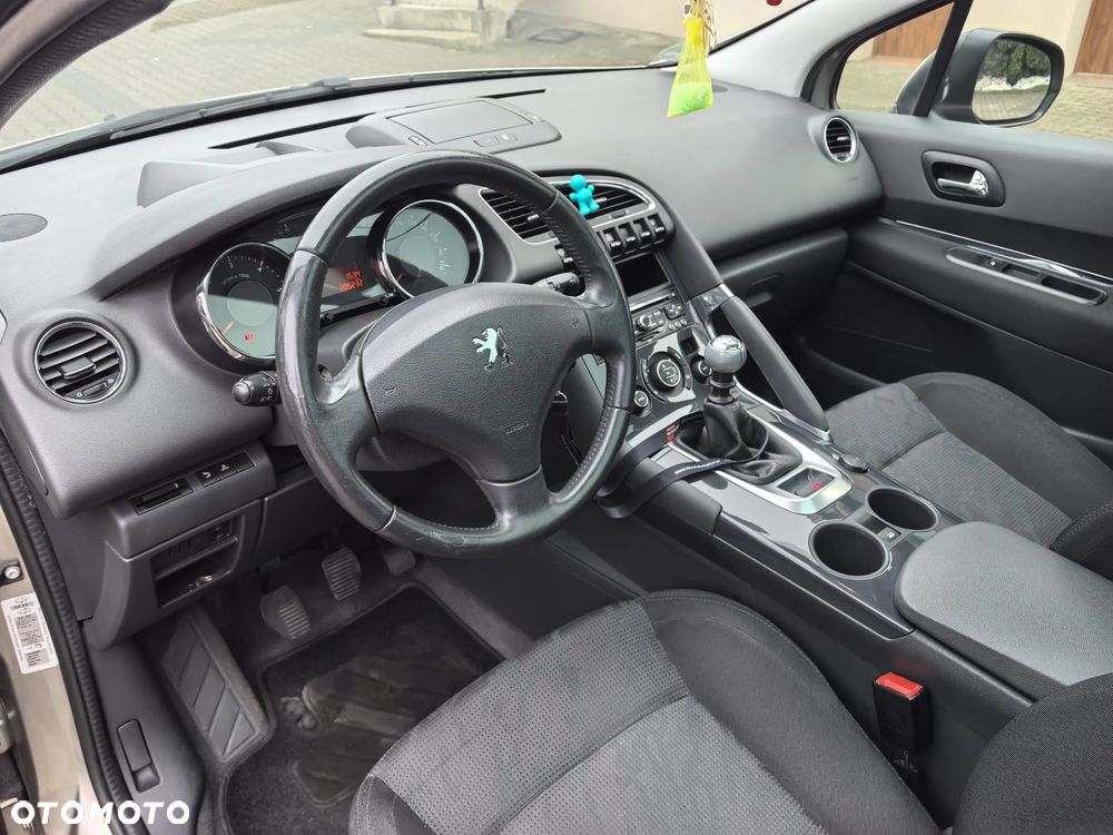 Peugeot 3008 HDi FAP 150 Premium - 14