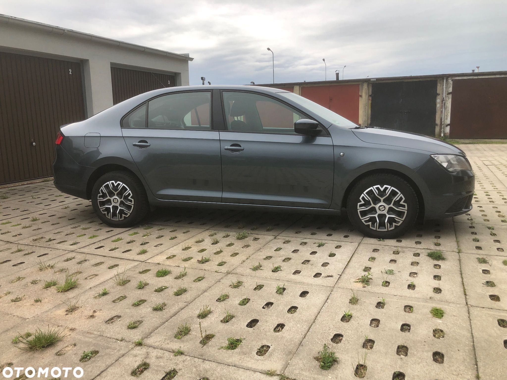 Seat Toledo 1.2 TSI Style - 1
