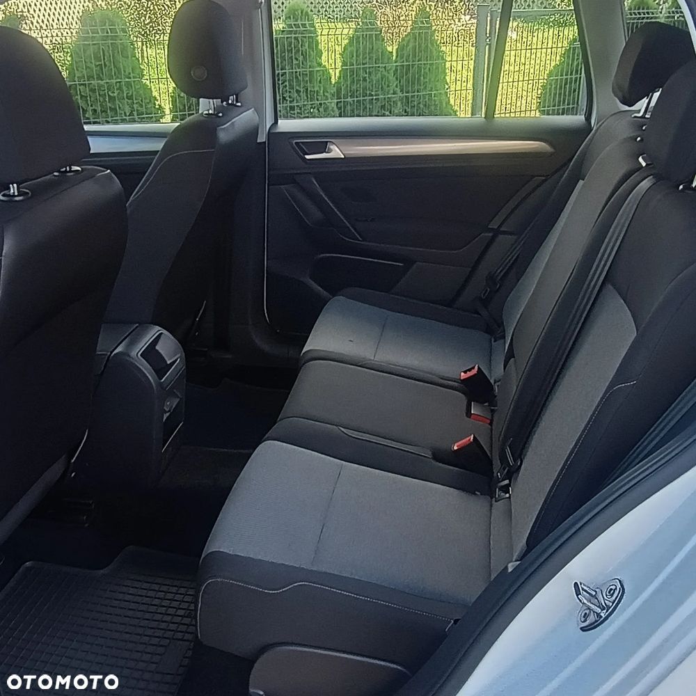 Volkswagen Golf Sportsvan - 26