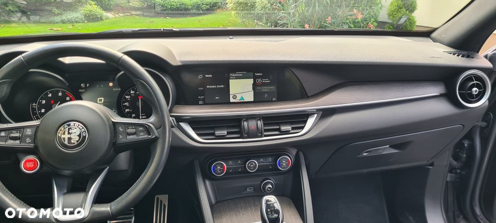 Alfa Romeo Stelvio 2.0 Turbo TI Q4 - 14