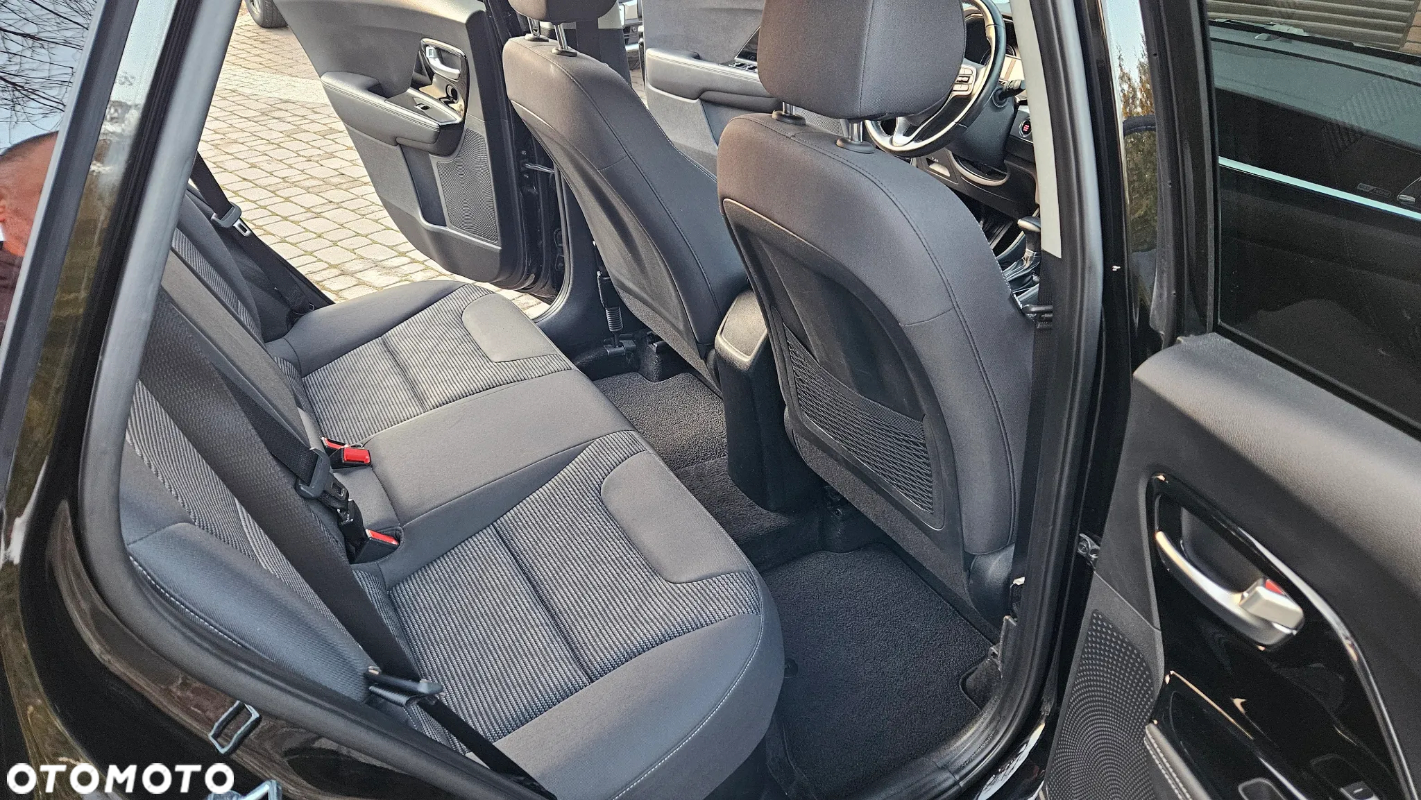 Kia Niro - 30