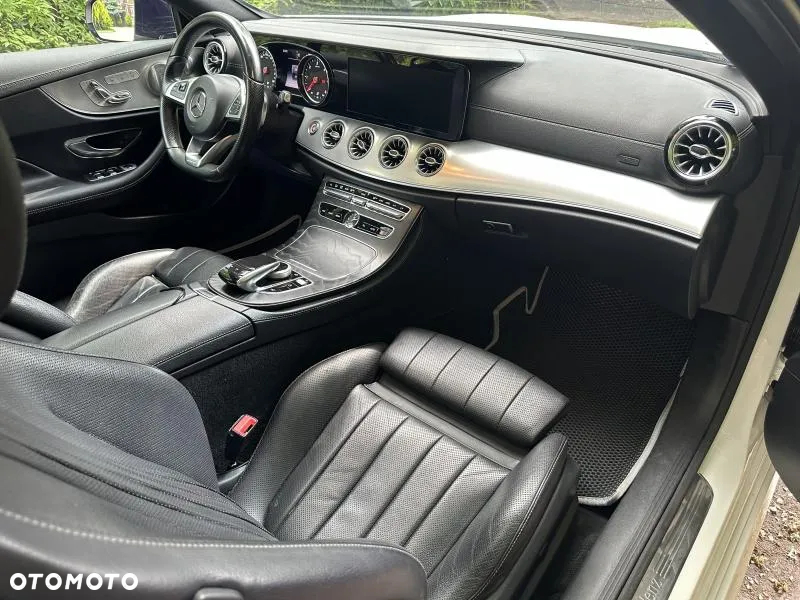 Mercedes-Benz Klasa E 220 d Coupe 4-Matic 9G-TRONIC - 7