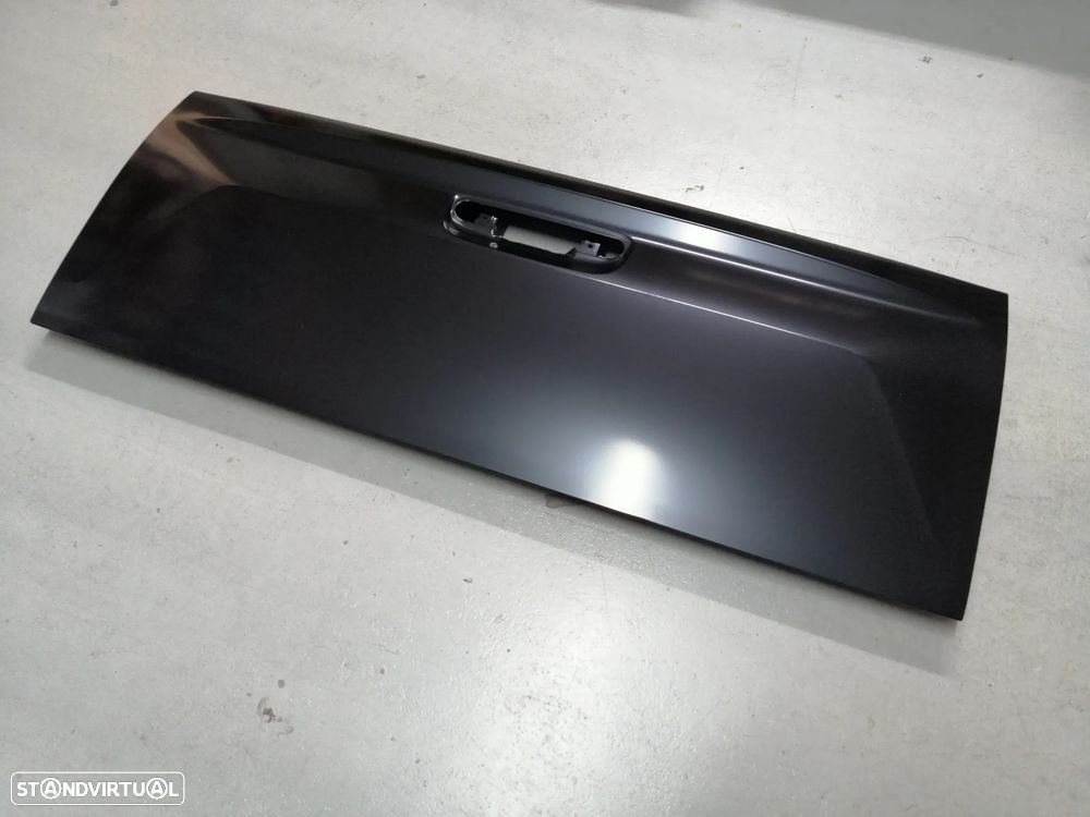 Tampa da mala Isuzu D-Max anos de 2016 até 2020 - 1