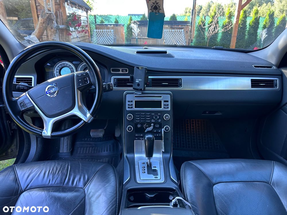 Volvo XC 70 - 9