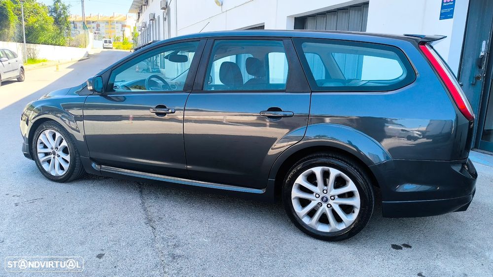 Ford Focus SW 1.6 TDCi Sport WRC - 26
