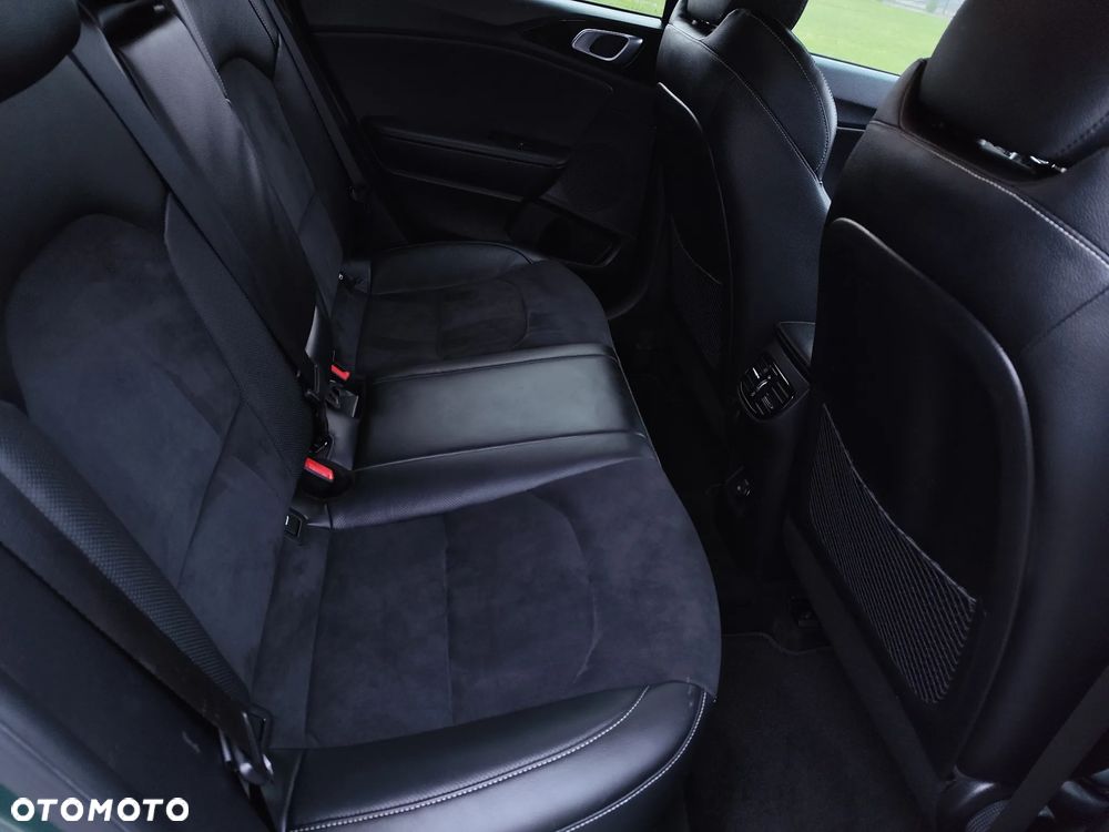 Kia Ceed 1.6 CRDi mHEV GT-Line DCT - 21