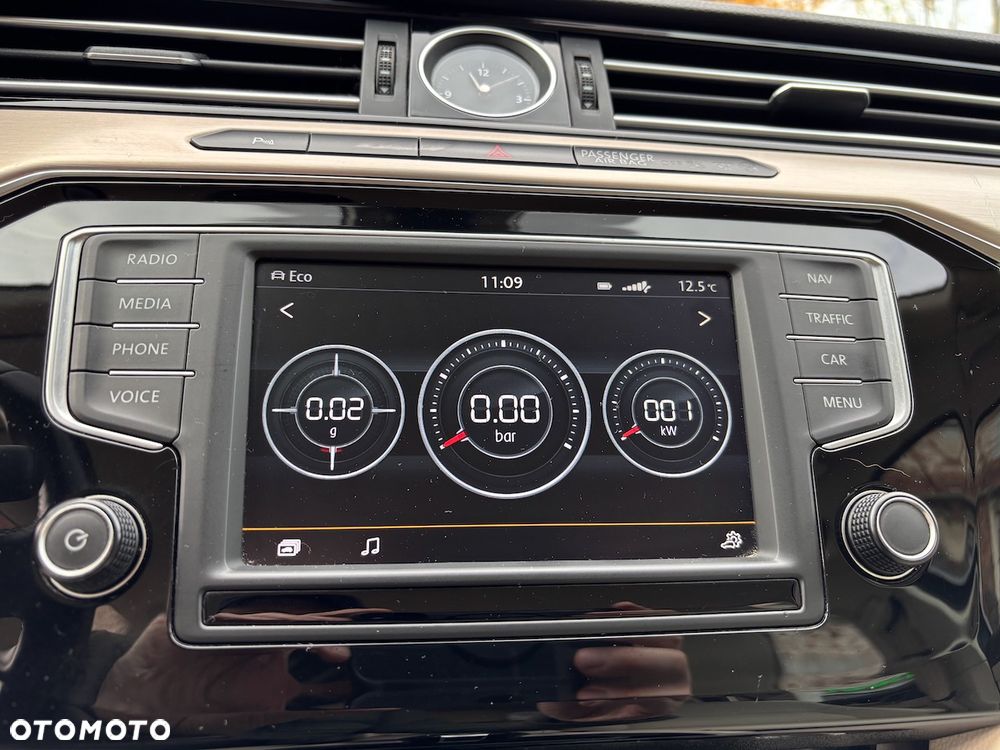 Volkswagen Passat 1.8 TSI BMT Highline DSG - 33