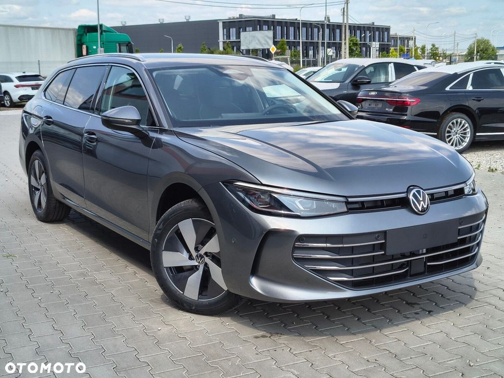 Volkswagen Passat Variant - 2