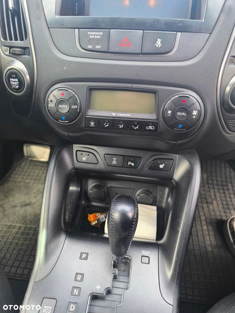 Hyundai ix35 2.0 CRDi Premium 4WD - 17