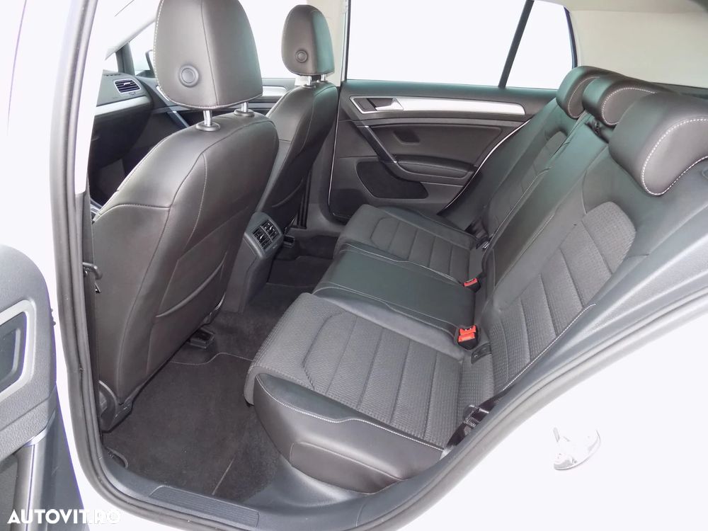 Volkswagen Golf 2.0 BlueTDI DSG Highline - 20