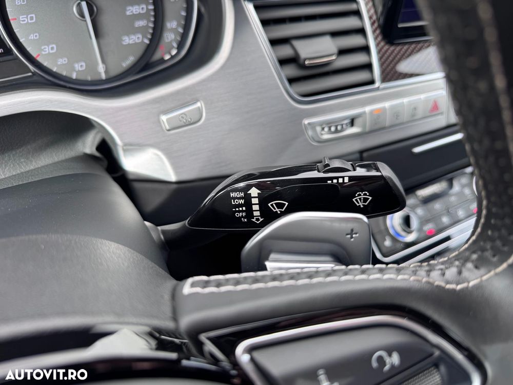 Audi S8 - 33