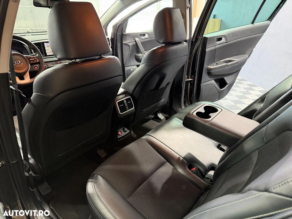 Kia Sportage 1.6 DSL MHEV 7DCT HP 4x2 Style - 25