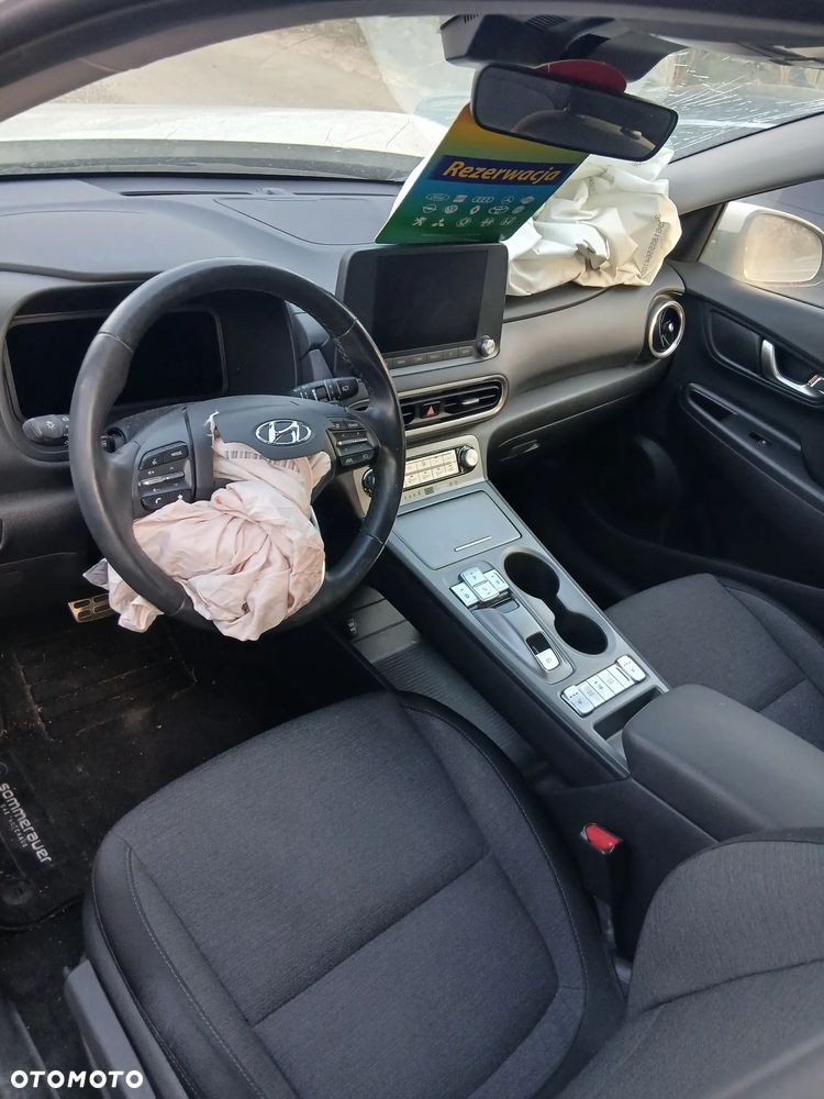 Hyundai Kona Business - 8