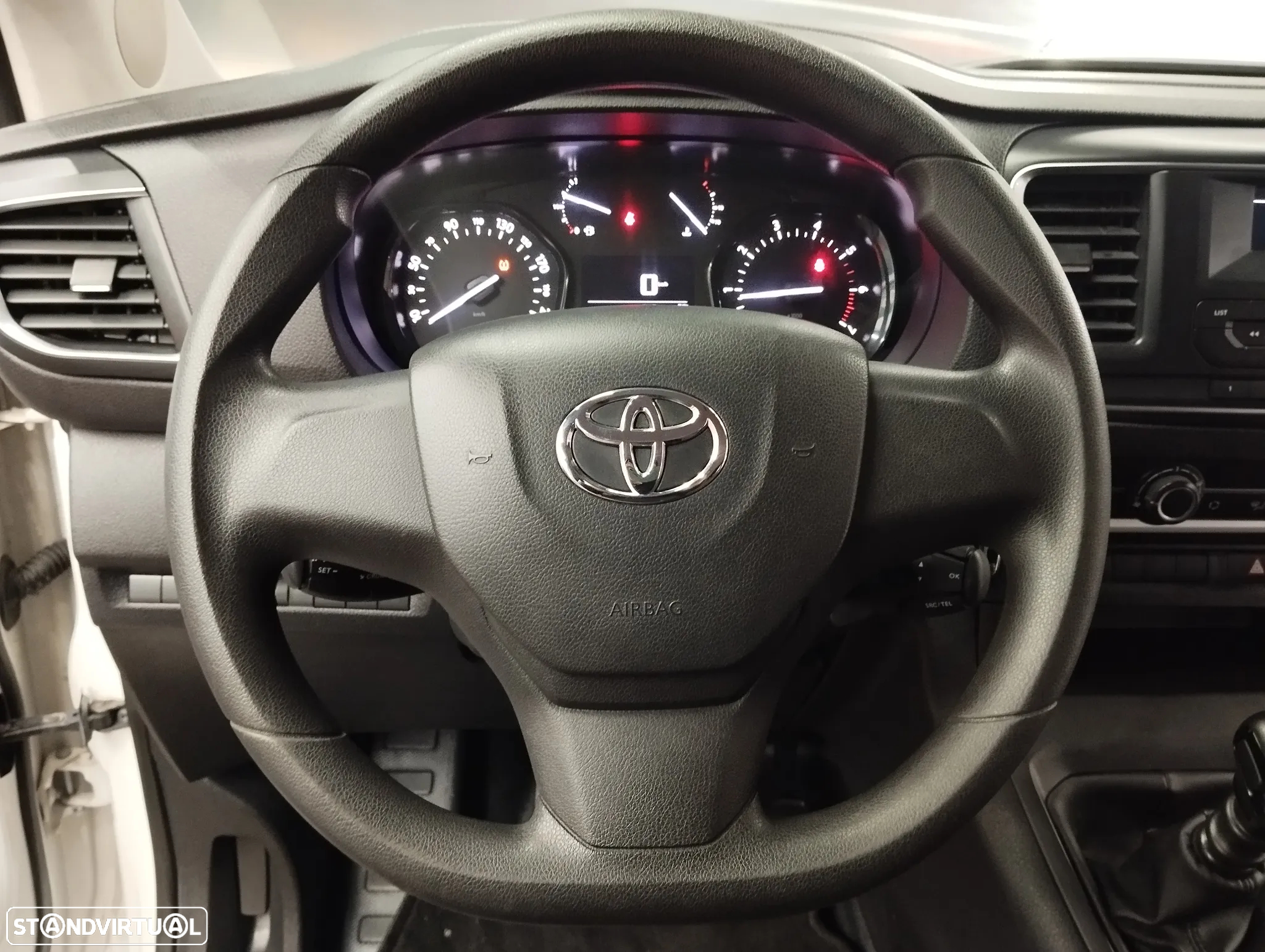 Toyota Proace Verso 1.5 D-4D L1 1.0T Comfort 9L TC+TAC - 17
