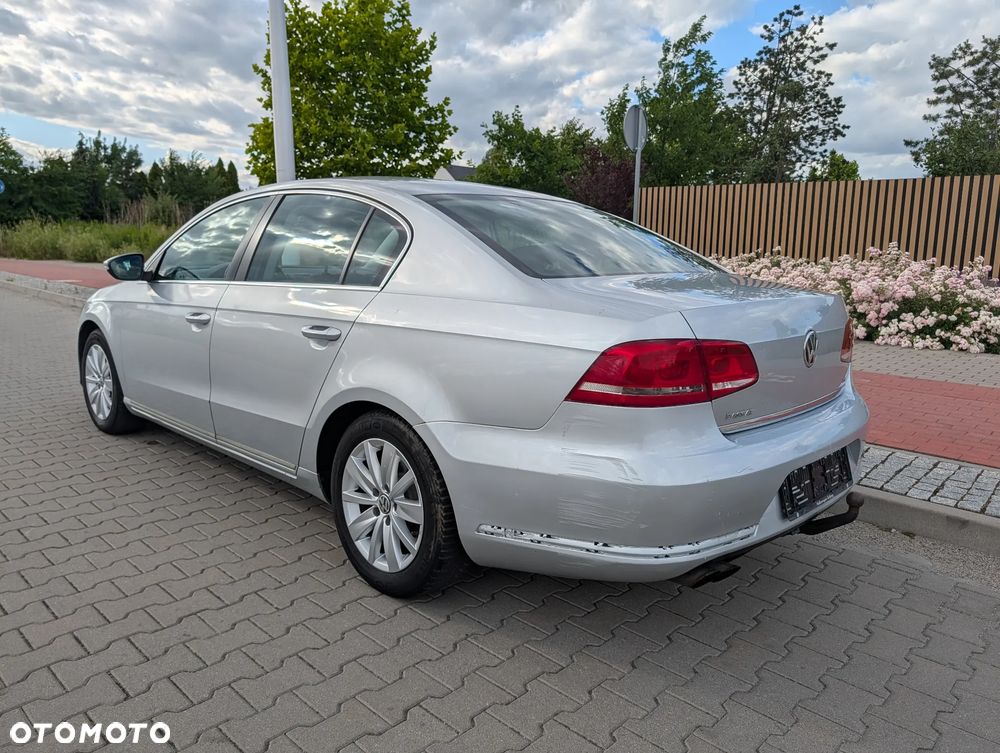 Volkswagen Passat 1.8 TSI Comfortline - 3
