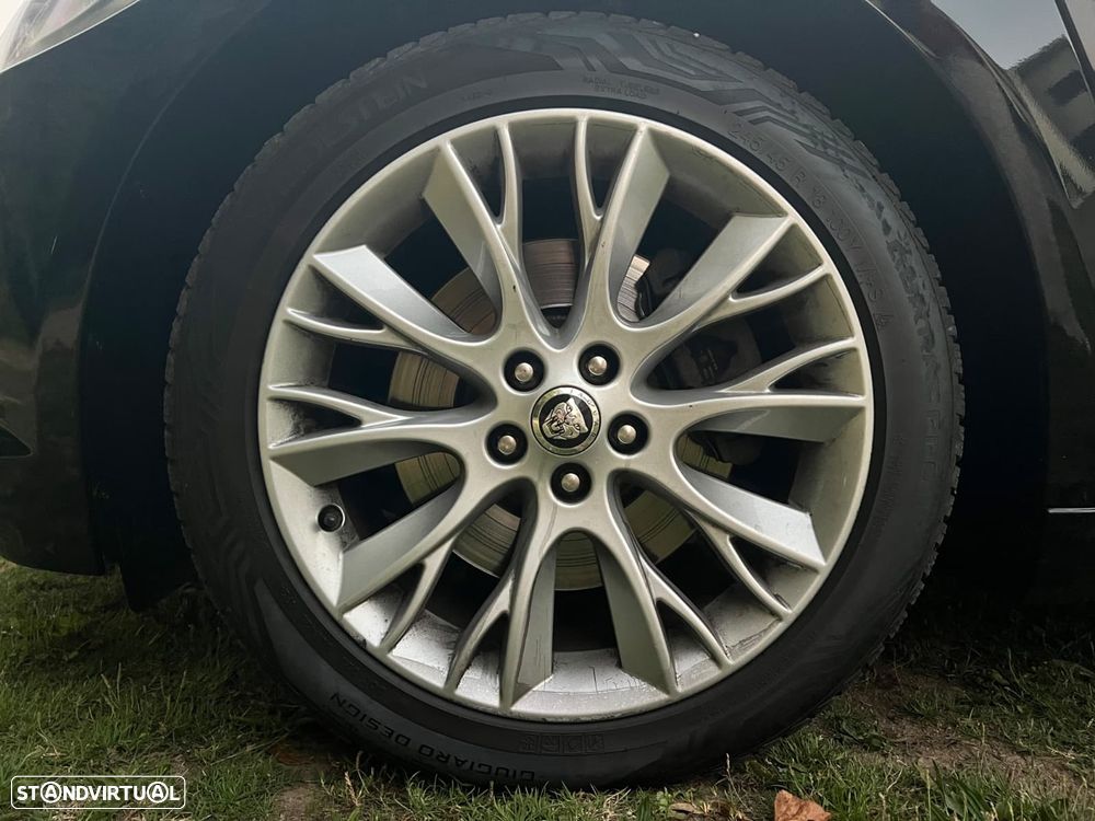 Jaguar XF Sportbrake 2.2 D Premium Luxury - 32