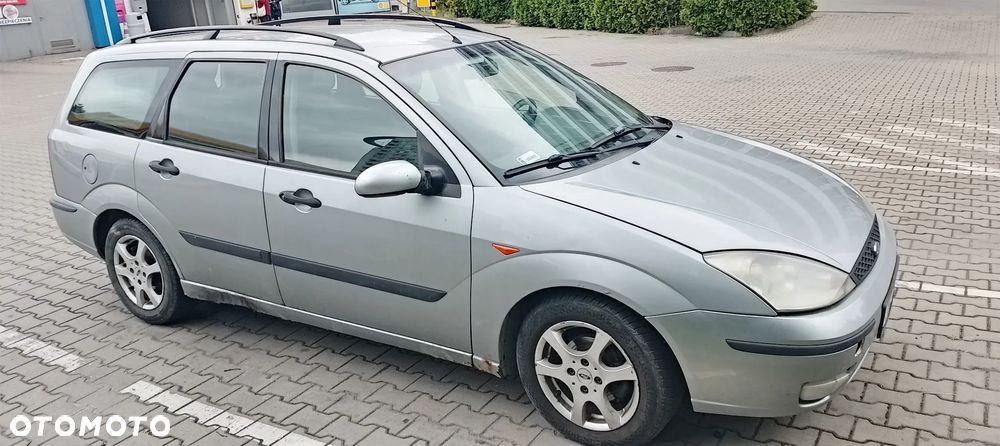 Ford Focus 1.8 TDDi Comfort - 3