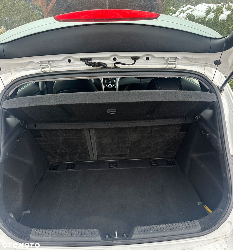 Hyundai i30 1.6 CRDi BlueDrive Comfort - 9