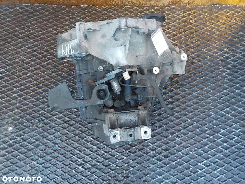 VOLKSWAGEN GOLF V 1.6 FSI SKRZYNIA BIEGÓW JHY - 1
