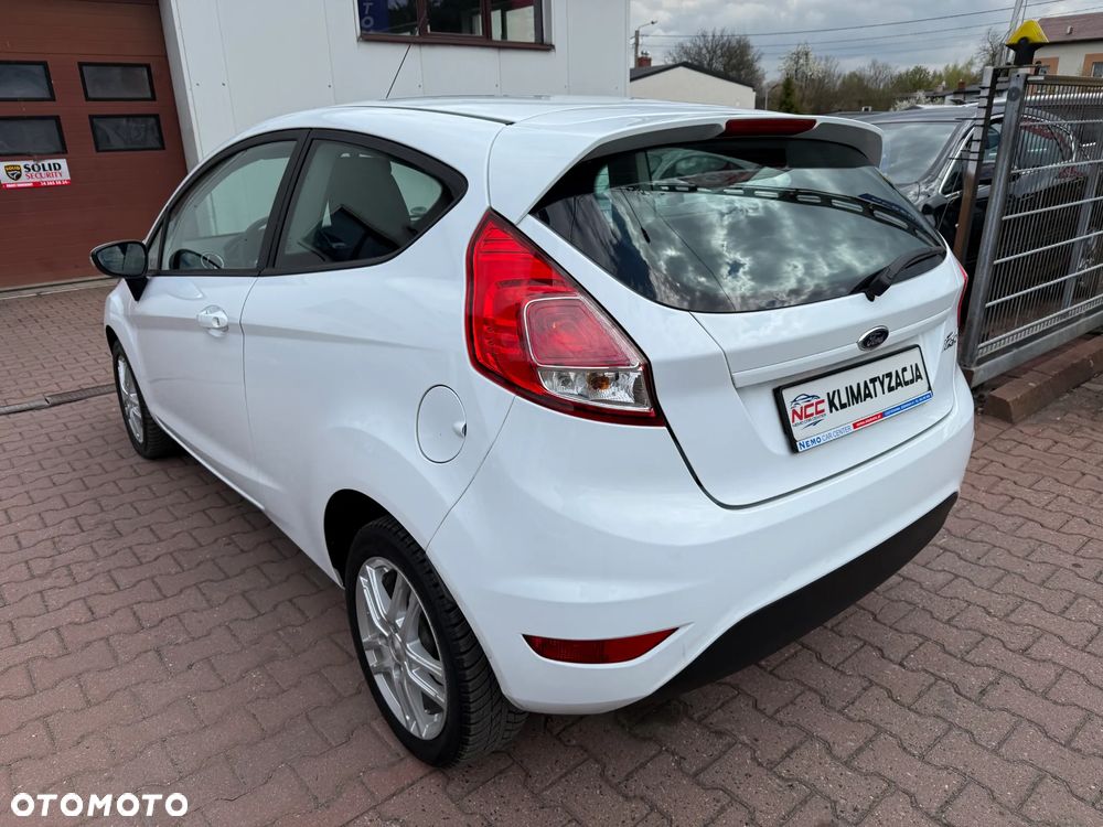 Ford Fiesta 1.25 Celebration - 6