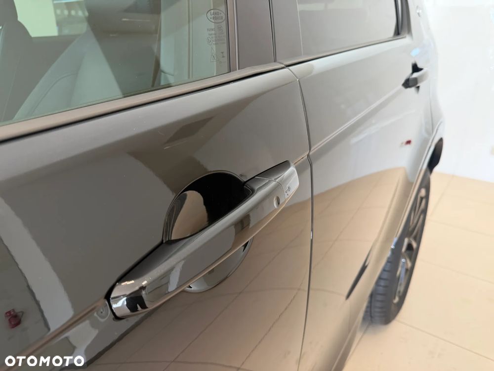 Land Rover Discovery Sport - 33