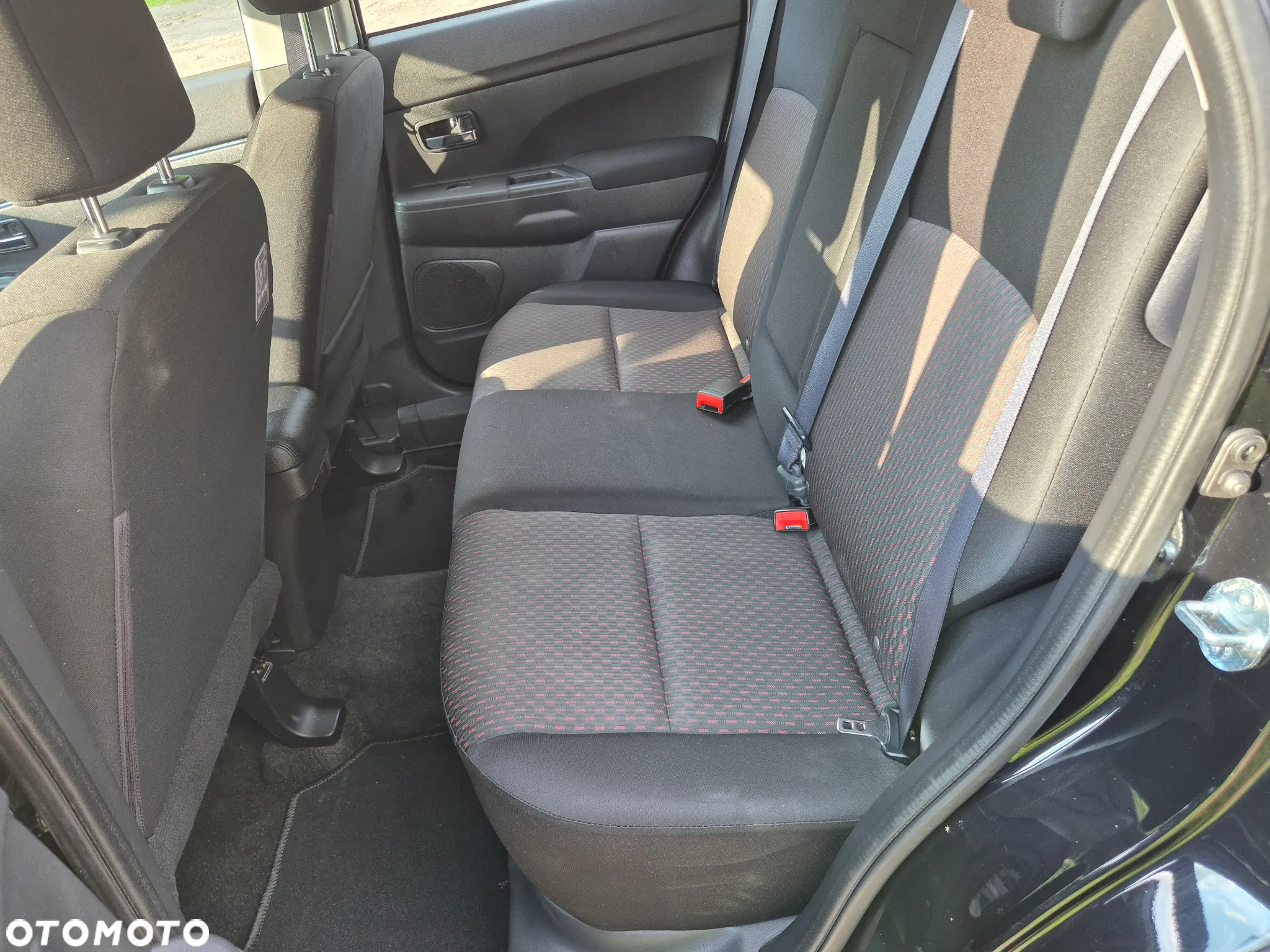 Mitsubishi ASX 1.6 ClearTec 2WD Edition - 16