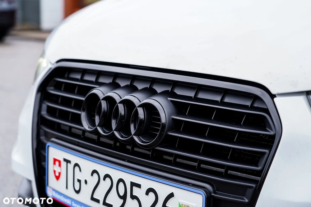 Audi A1 Sportback 1.4 TFSI S tronic S line Sportpaket - 22