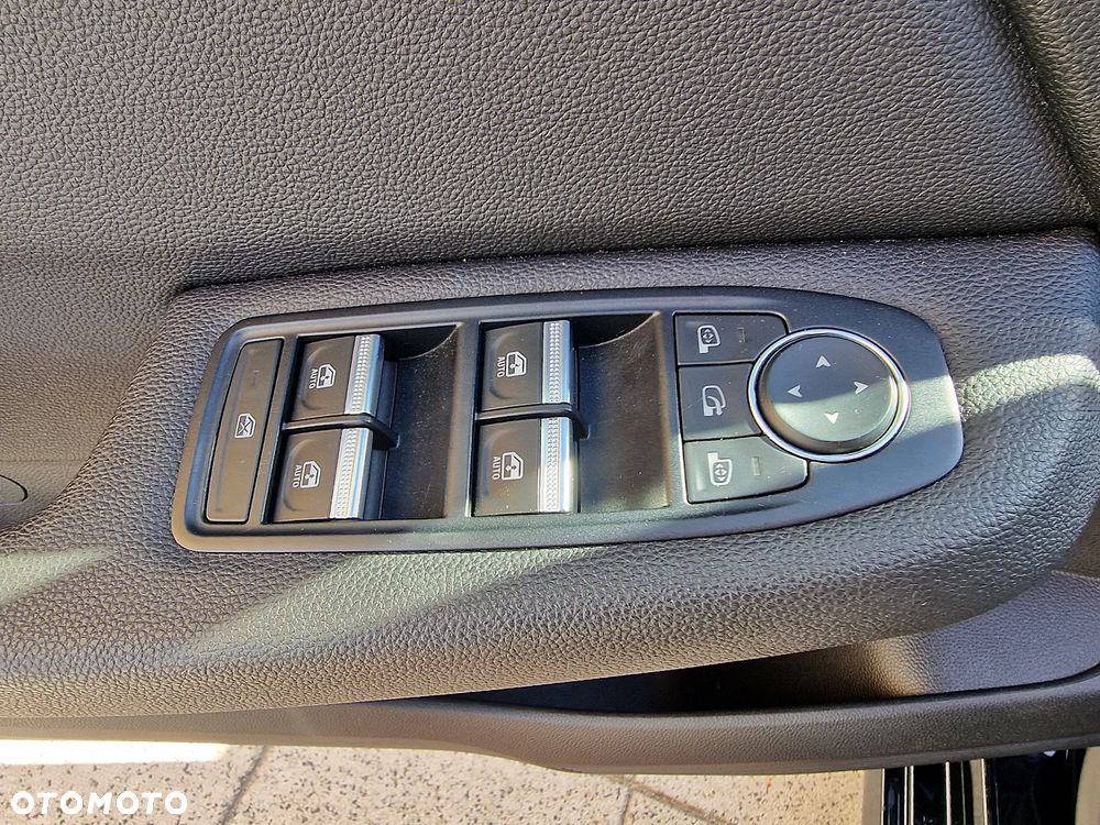 Renault Clio - 12