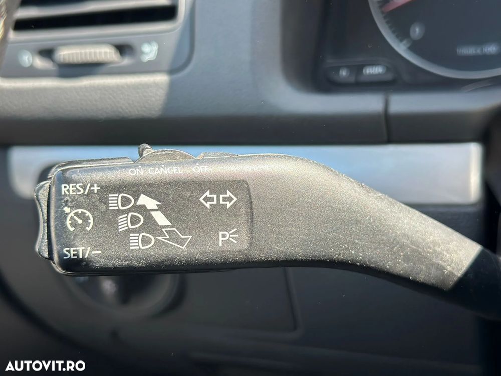 Volkswagen Golf 1.6 United - 25