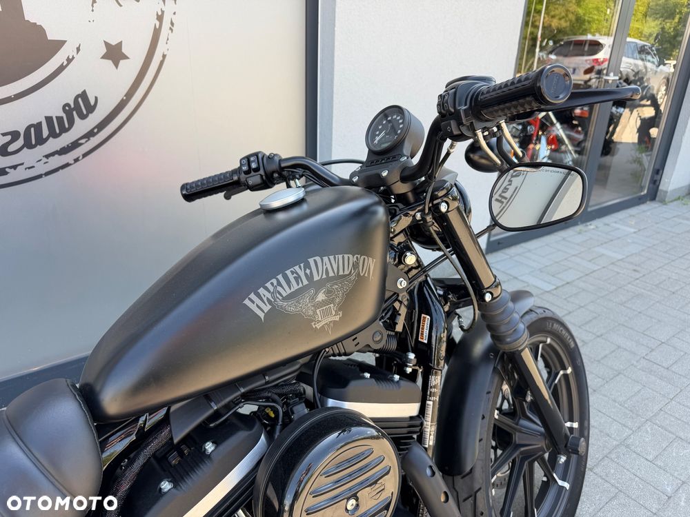 Harley-Davidson Sportster Iron 883 - 5