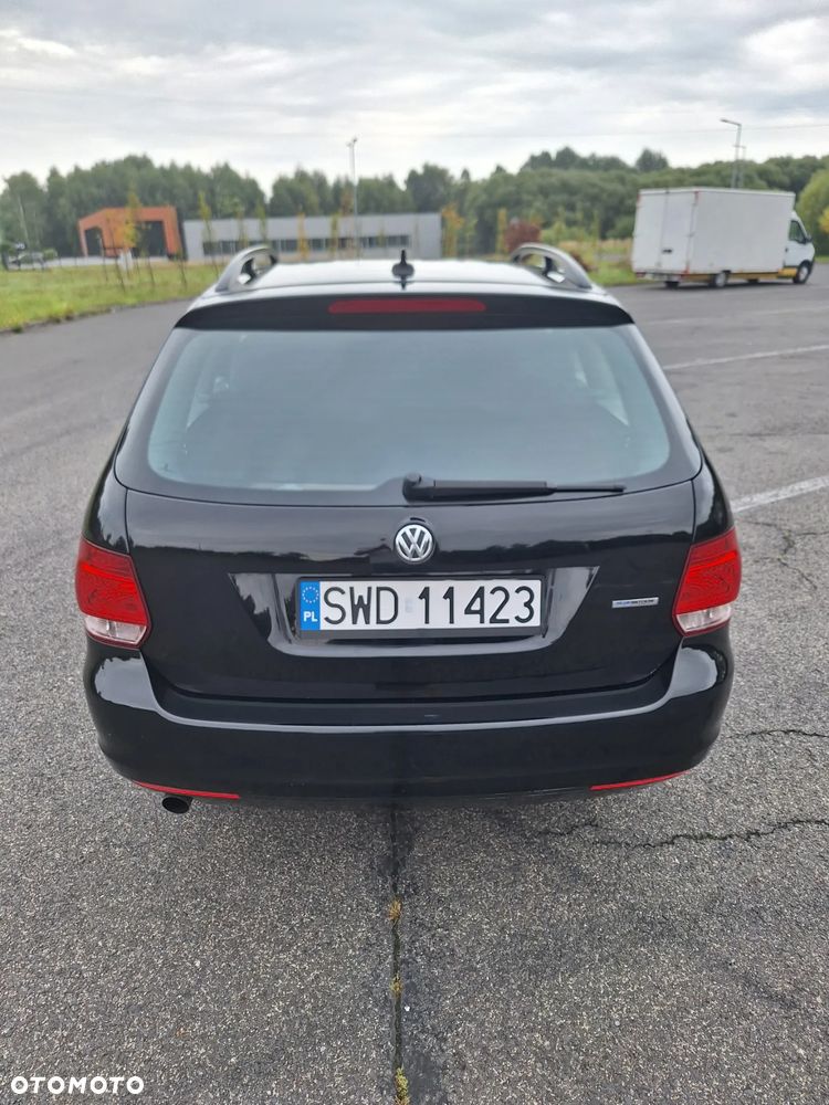 Volkswagen Golf Variant 1.6 TDI DPF BlueMotion Technology Trendline - 4