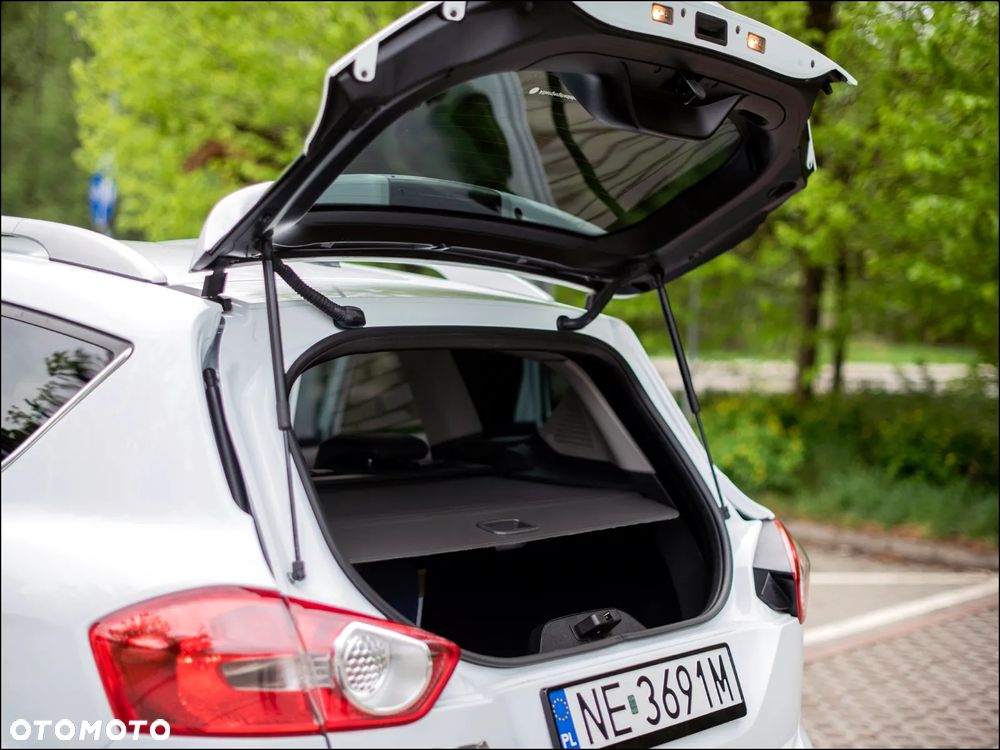Ford Kuga - 10