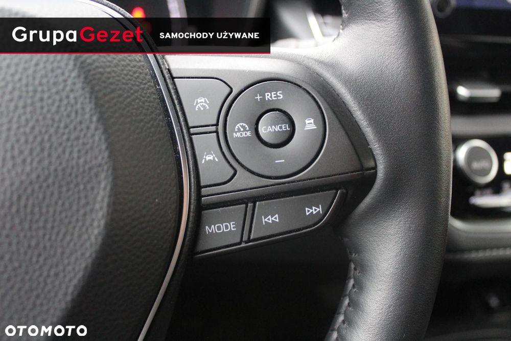 Suzuki Swace 1.8 Hybrid Premium Plus CVT - 11