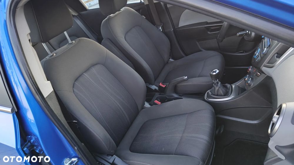 Chevrolet Aveo - 11