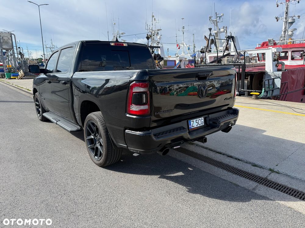 RAM 1500 5.7 Crew Cab Longbed Laramie Black - 4