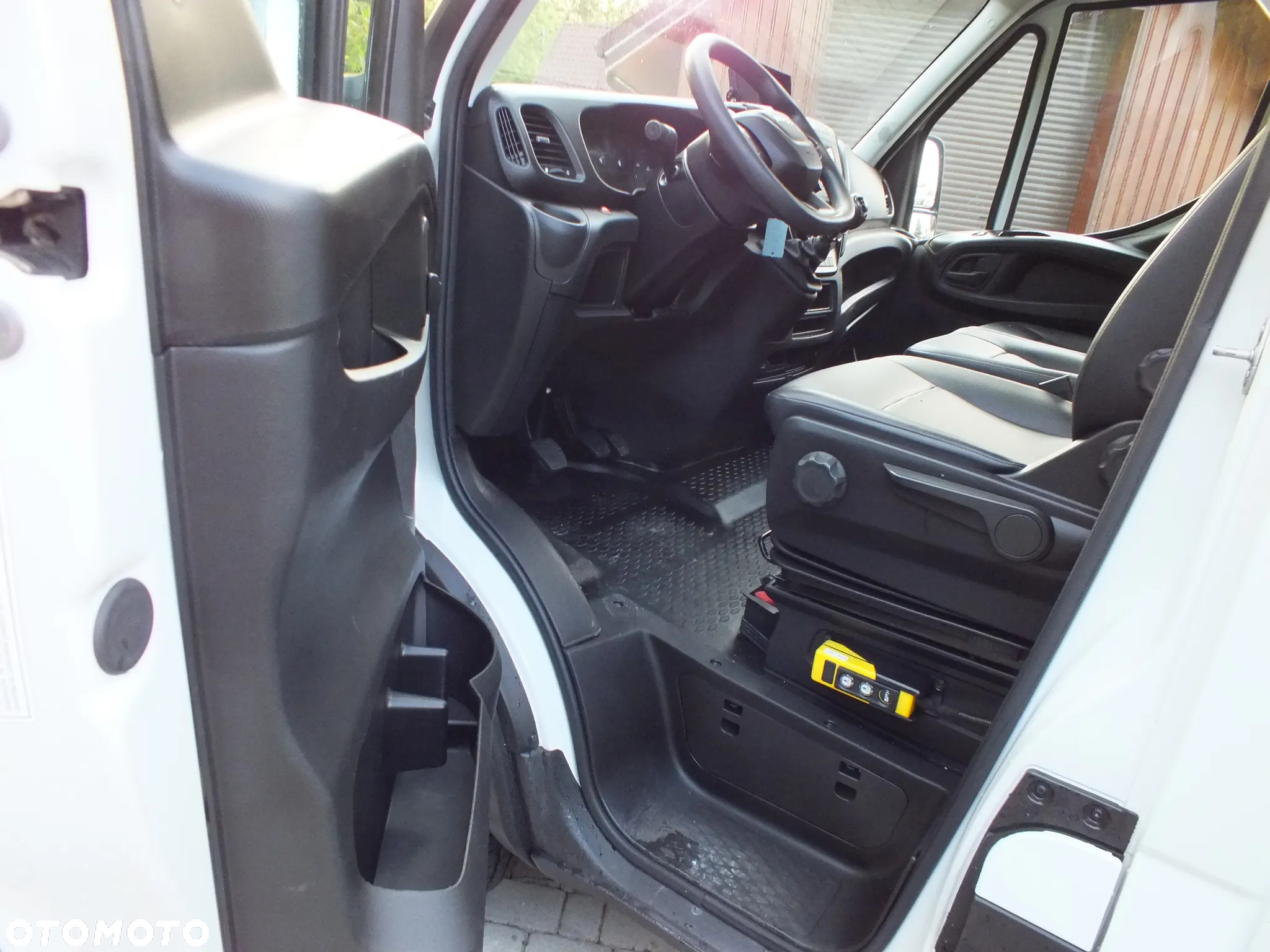 Iveco Daily 35c14 - 28