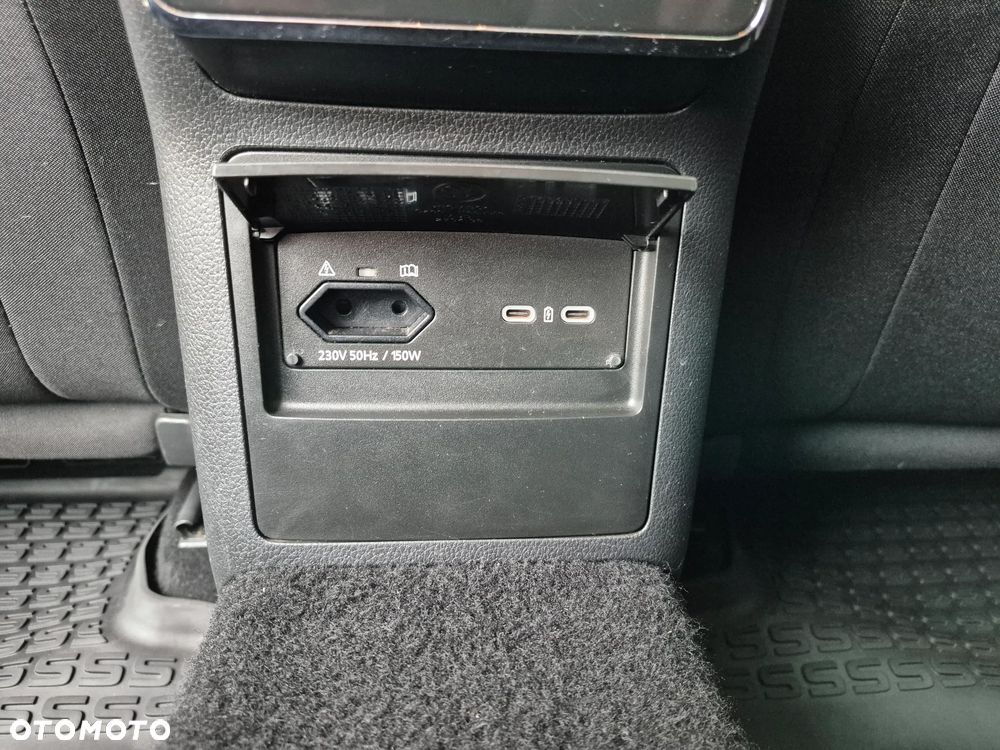 Skoda Superb 2.0 TDI SCR Ambition DSG - 20