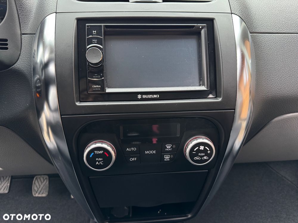 Suzuki SX4 Classic 1.6 VVT 4x4 Style - 12