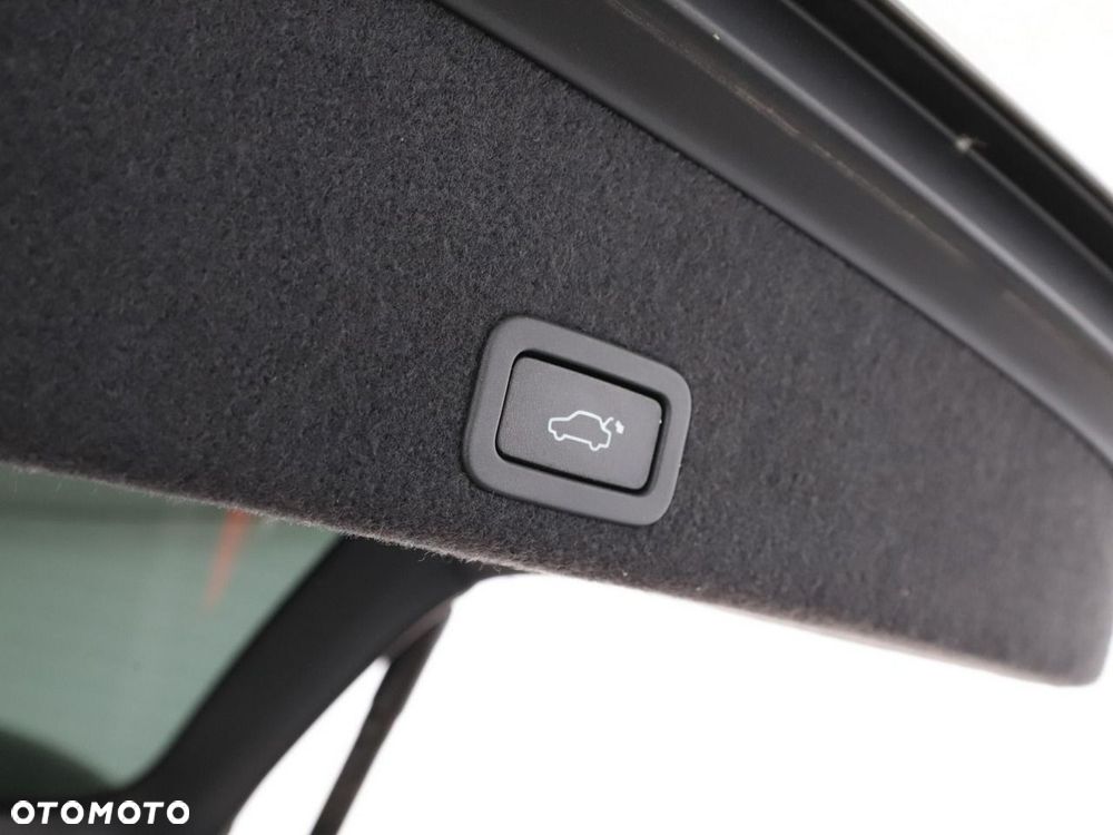 Volvo XC 60 D4 Momentum - 38