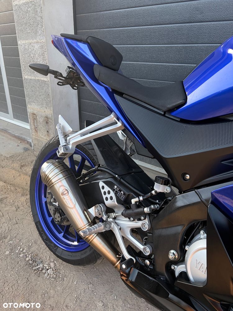Yamaha YZF - 2