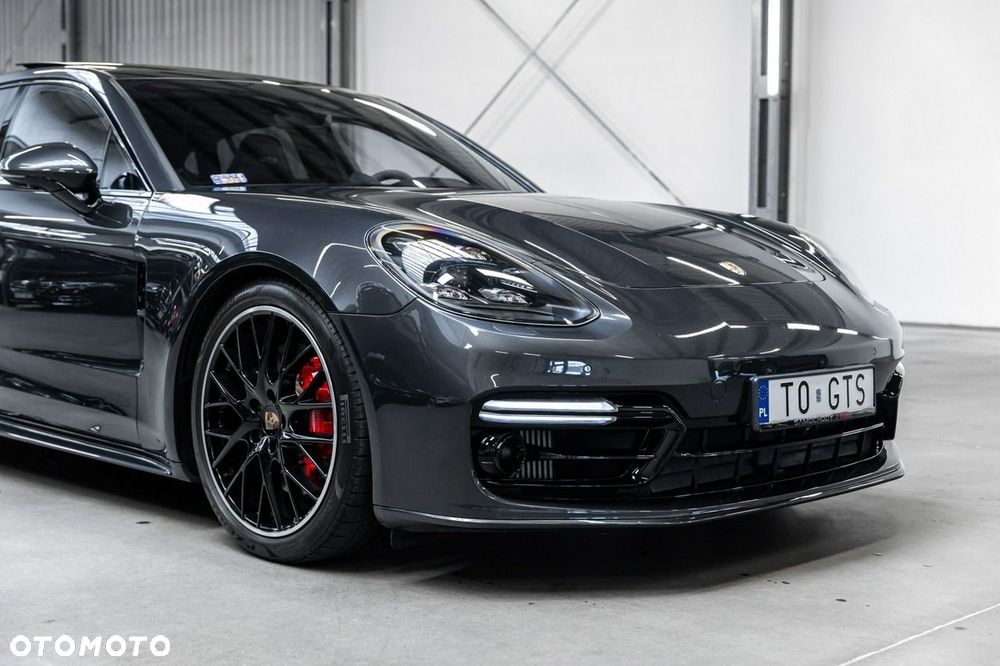 Porsche Panamera - 11