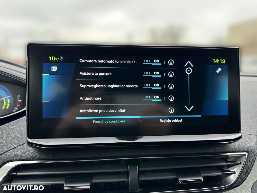 Peugeot 3008 225 e-EAT8 GT - 21