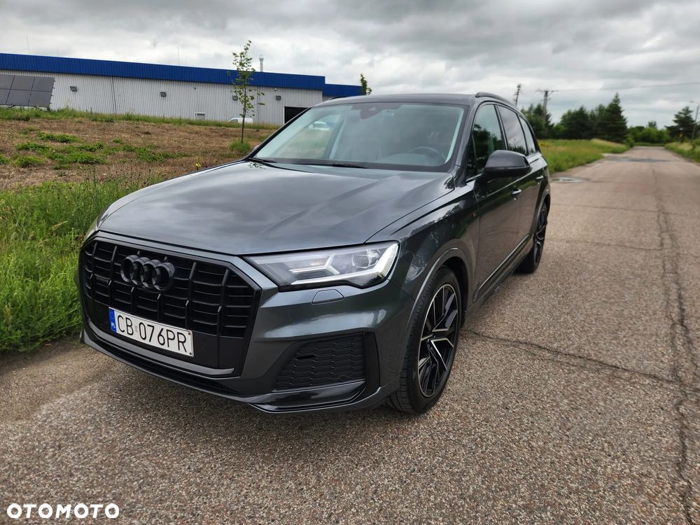 Audi Q7 - 1